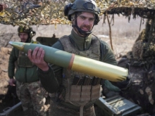 Выбора нет. Украина вынуждена завершать конфликт военным путём, или надеяться на чудо