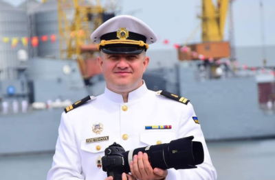 «Военные опасны»: в Киеве офицеров ВСУ из-за формы не пустили поесть в хостел