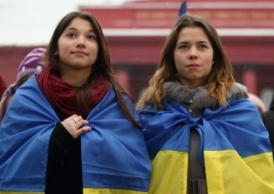 Студентов — на «мясо»: на Украине нашли способы, как отправлять на фронт учащихся колледжей и вузов