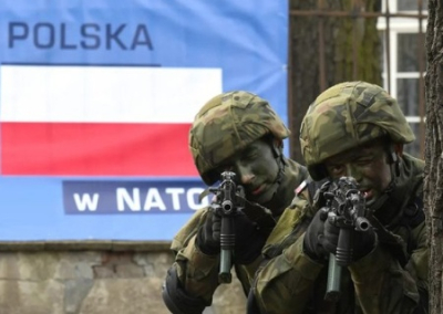 В Польше во время учений военные обстреляли дома и детскую площадку