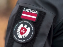 В Латвии за четыре года возбуждены десятки уголовных дел по политическим мотивам. 72-летний гражданин РФ приговорён к восьми годам лишения свободы