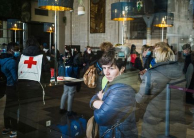 Восточный Евросоюз сокращает помощь беженцам с Украины