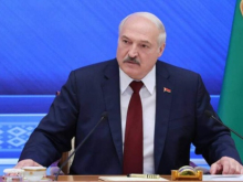 Лукашенко: Украину уже поставили на колени