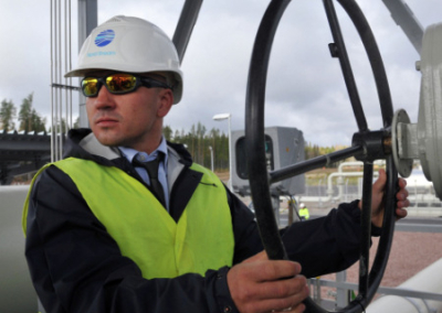 «Газпром» предупредил о полной остановке «Северного потока». В ЕС взлетели цены на газ