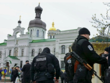 «Орда диких укров» грабит святыни Киево-Печерской лавры, отправляя их на продажу