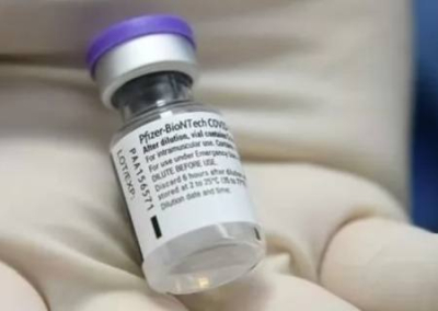 «Я сделал это»: Зеленский похвастался контрактом с Pfizer на 10 млн доз COVID-вакцины