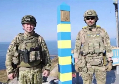 Украина установила пограничный столб на острове Змеиный, «восстановив историческую справедливость»