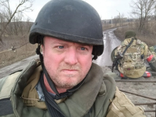 Американский журналист, проживающий в ДНР, рассказал Такеру Карлсону о зверствах Украины в Донбассе