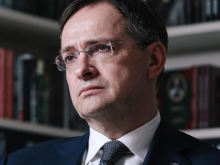 Медицинский признал, что слушает Пугачёву, но против финансирования государством тех, кто оплёвывает страну