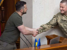 Львовский журналист высмеял новую «икону» украинцев — «немого железного генерала» Залужного