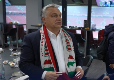 Футбол — это не политика: Орбан прокомментировал ношение шарфа с «Великой Венгрией» в границах до 1920 года