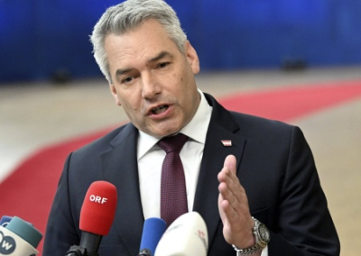 Австрия выступает против передачи доходов от замороженных активов РФ на оружие для Украины