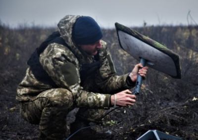 Илон Маск ограничил возможности использования Украиной спутников Starlink в военных целях