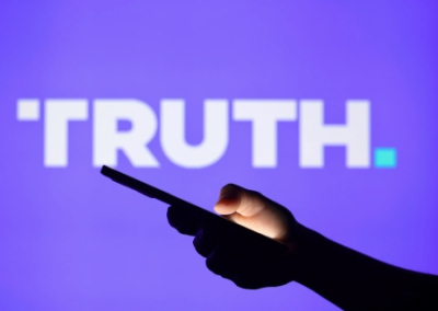 На Украине заблокировали соцсеть Трампа Truth Social