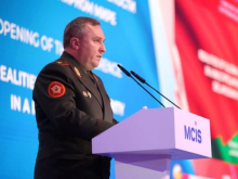 Минобороны Белоруссии: Страны НАТО под видом учений формируют бронированный кулак для удара