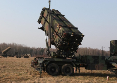 На Украину прибыл «убийца многоэтажек и граждан» — третий ЗРК Patriot из Германии