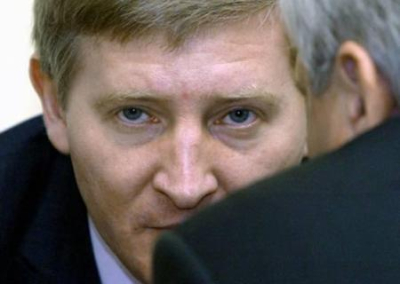 Война Зеленского и Ахметова вышла на новый уровень. Олигарха обвинили в распространении «нарративов Кремля»