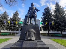 Полтава осталась без памятника Петру I