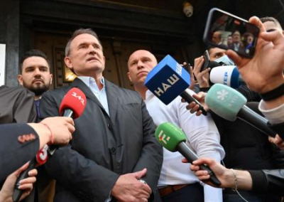Избиратель Медведчука уйдёт к Зеленскому? На Западе игнорируют преследование украинской оппозиции