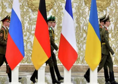 Парижские переговоры: Украину заставили идти на компромисс с ЛДНР