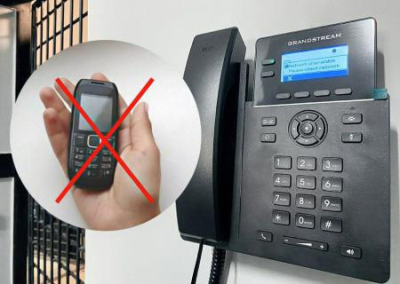 Украинским заключённым разрешили пользоваться телефоном и интернетом. Услуги платные