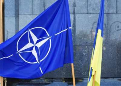 Забудьте про внеблоковый статус Украины. Де-факто она уже в НАТО