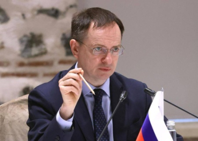 Мединский намерен заключить мир, устранив причины конфликта