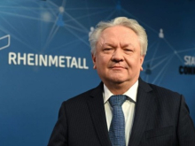 Директор Rheinmetall: Евросоюз посадили за детским столом, пока Россия и США ужинают за взрослым