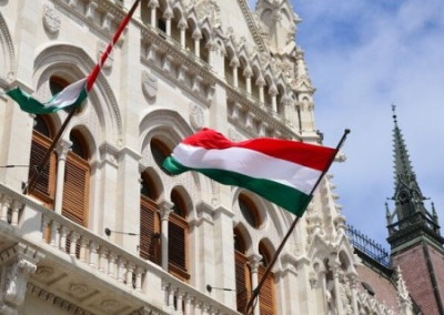 Венгрия поддержала выделение Украине 500 миллионов евро военной помощи от ЕС