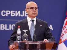 Премьер Сербии покинул свой пост